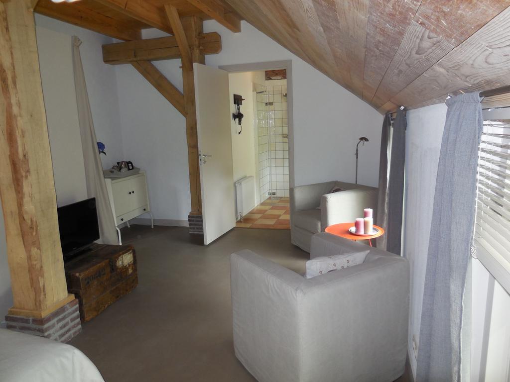 B&B 1874 Sleen Rum bild